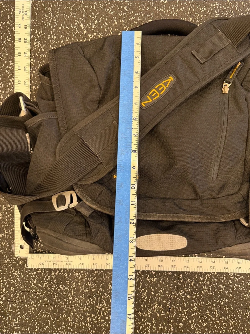 Keen Black Men's unisex Messenger commuter bag laptop yellow vintage hybrid
